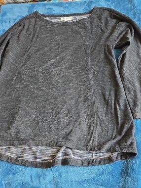 Max Studio Weekend Heathered Charcoal Long Sleeve